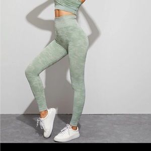 SHEIN Green Camo Leggings - Size S - Washed and never worn